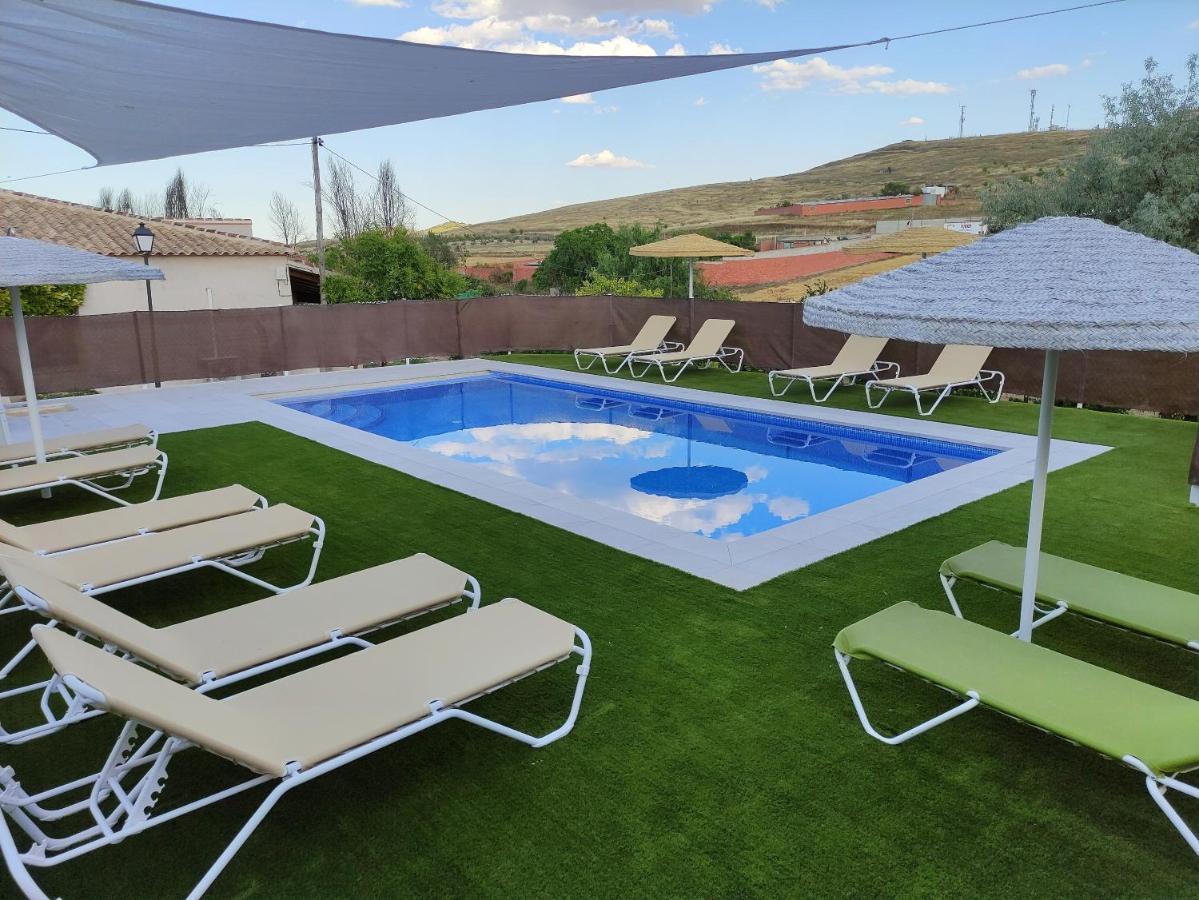 Los Laureles Casa Rural Urda Exterior photo
